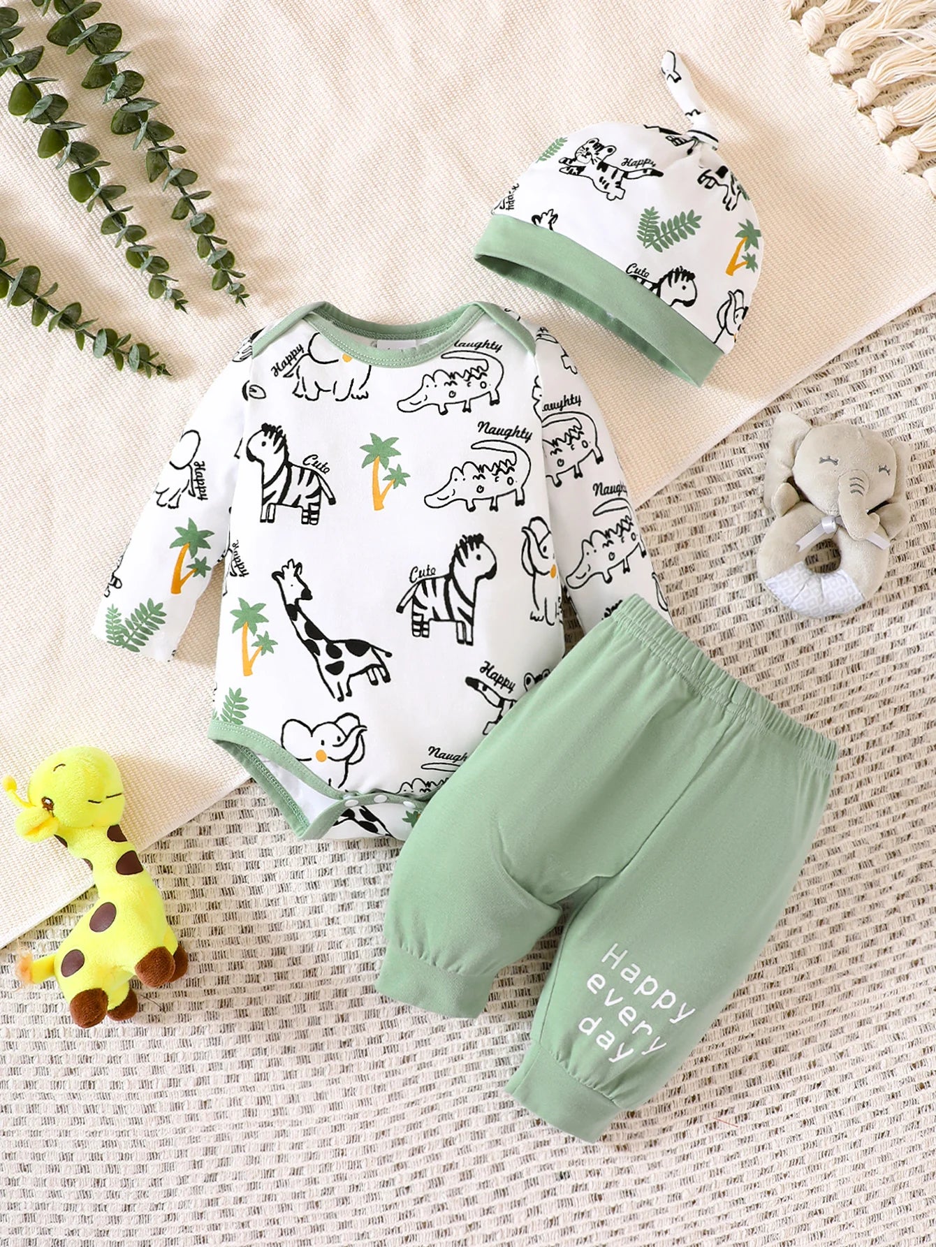 Very cute 3-piece baby boy clothing set