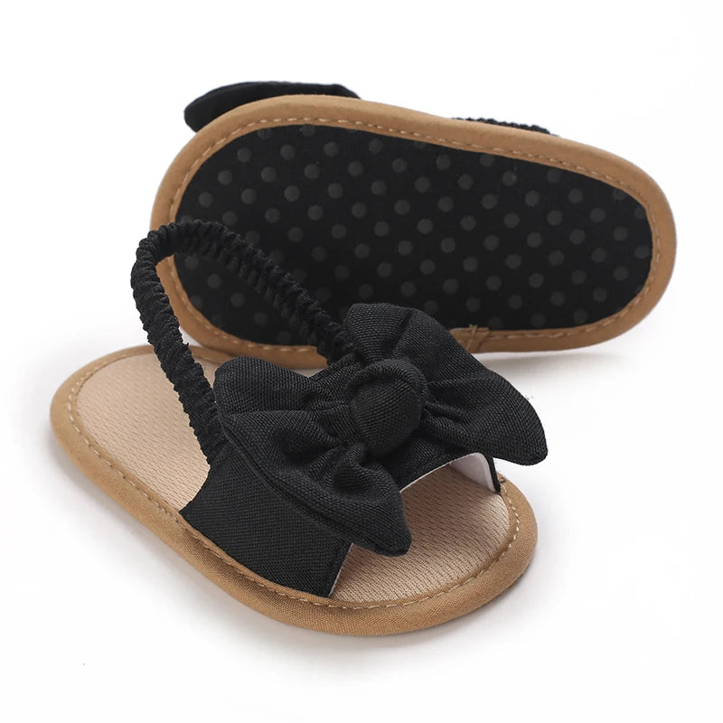 Black summer sandals for baby girls