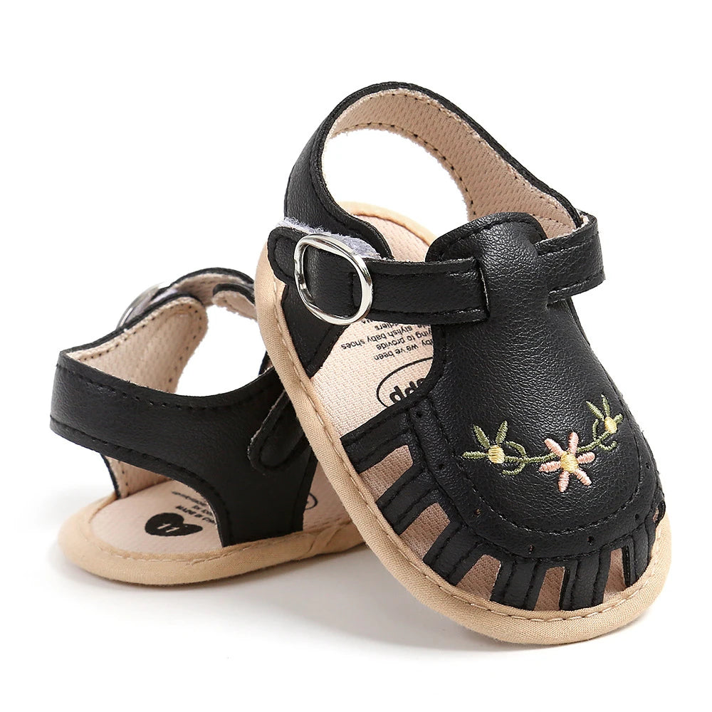 Bright black summer sandal, classy look