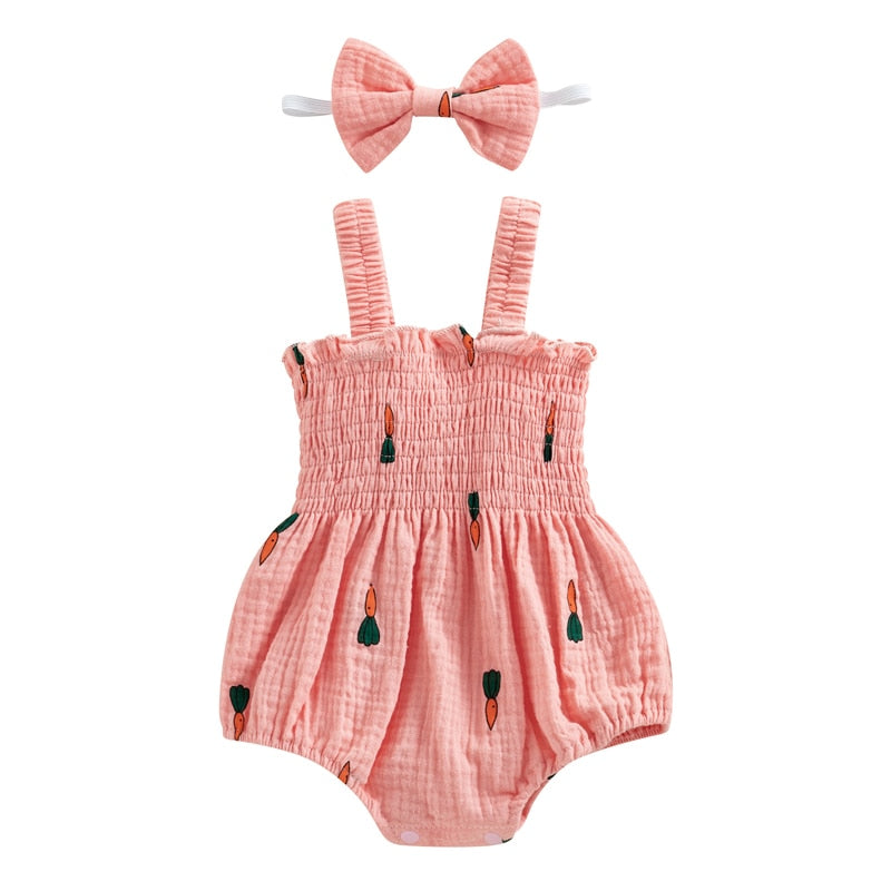 Carrot print romper suit