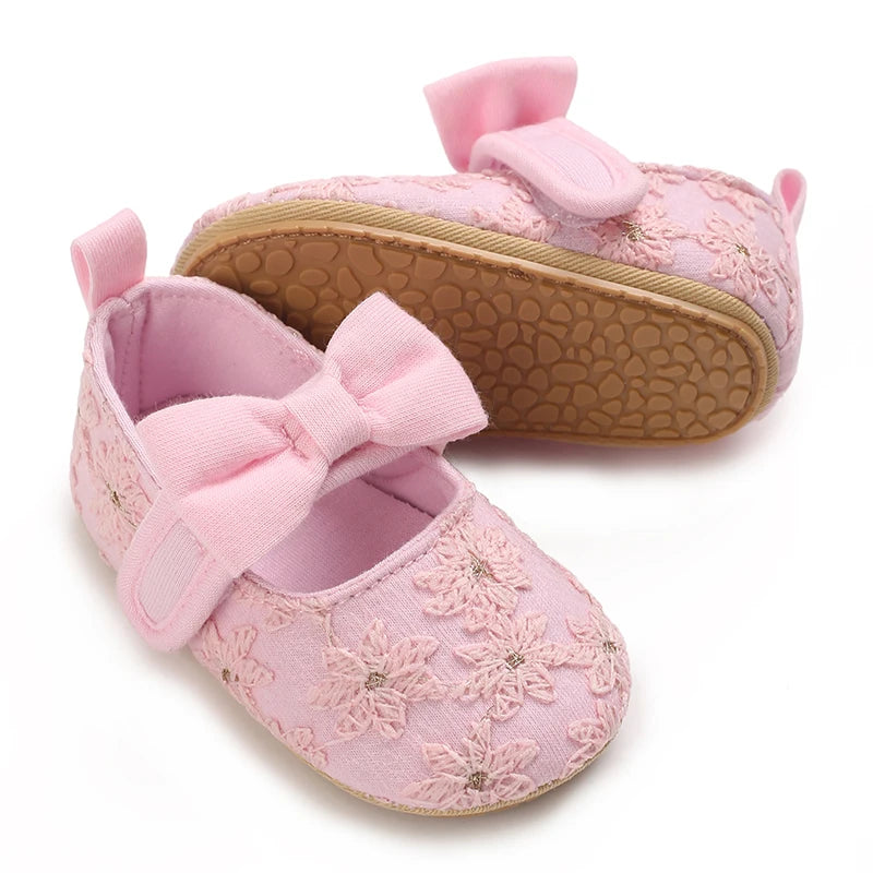 Cute pink baby girl shoes
