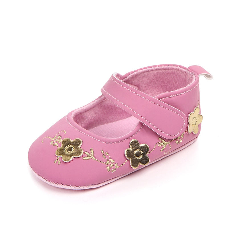 Easy to fasten and undo are these lovely pink baby girl and toddler shoes