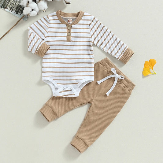 Lovely and cute 2 piece baby boy outfit