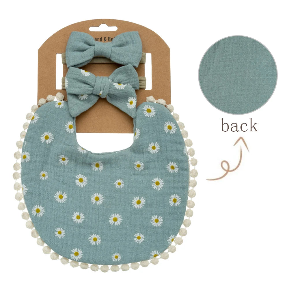 Lovely bluey grey baby girl bib with daisy flower prints