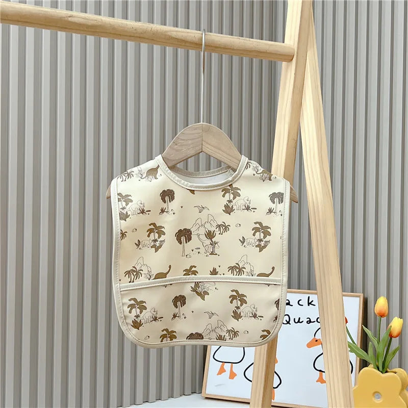 Baby bib with animal pattern 