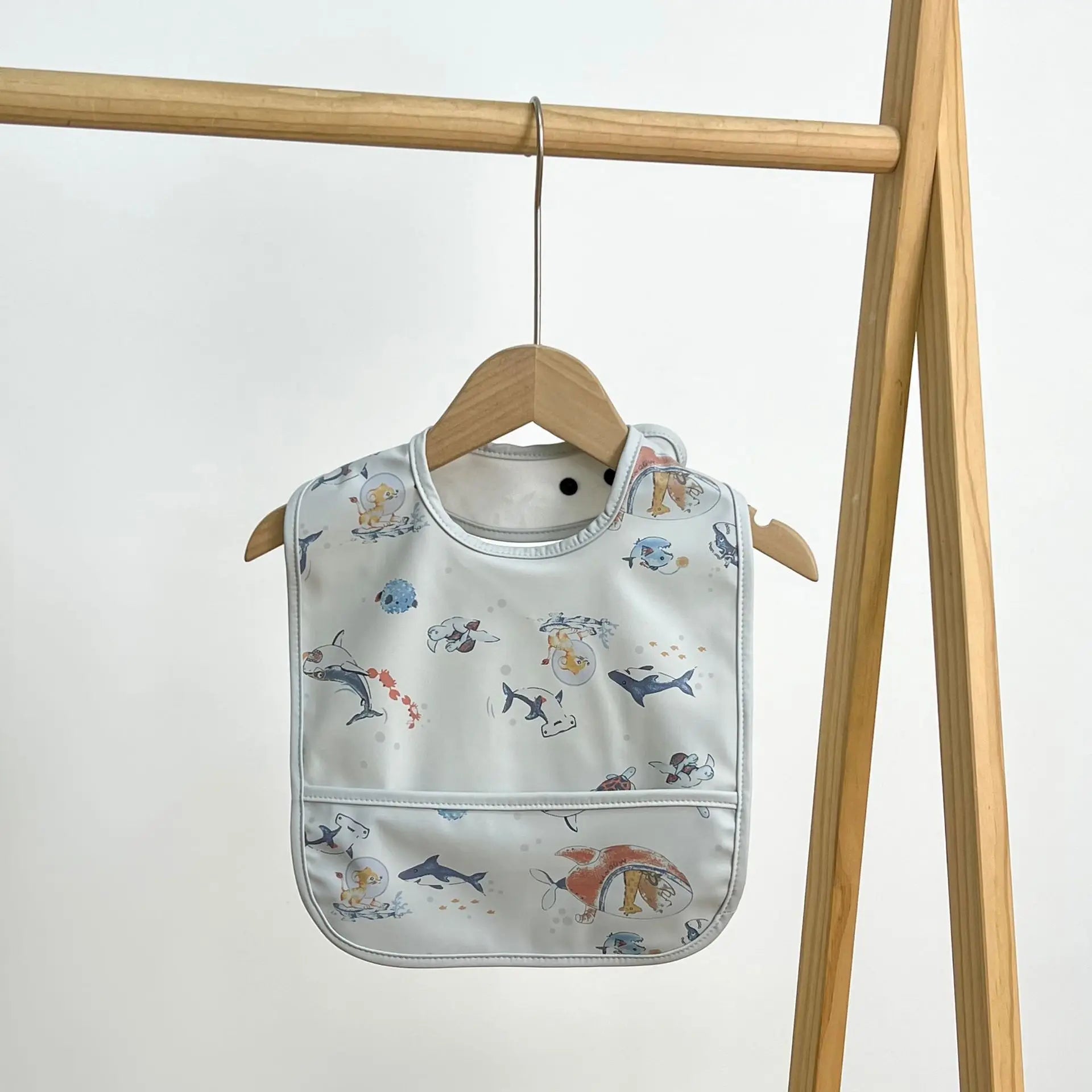 Baby bib with animal pattern 
