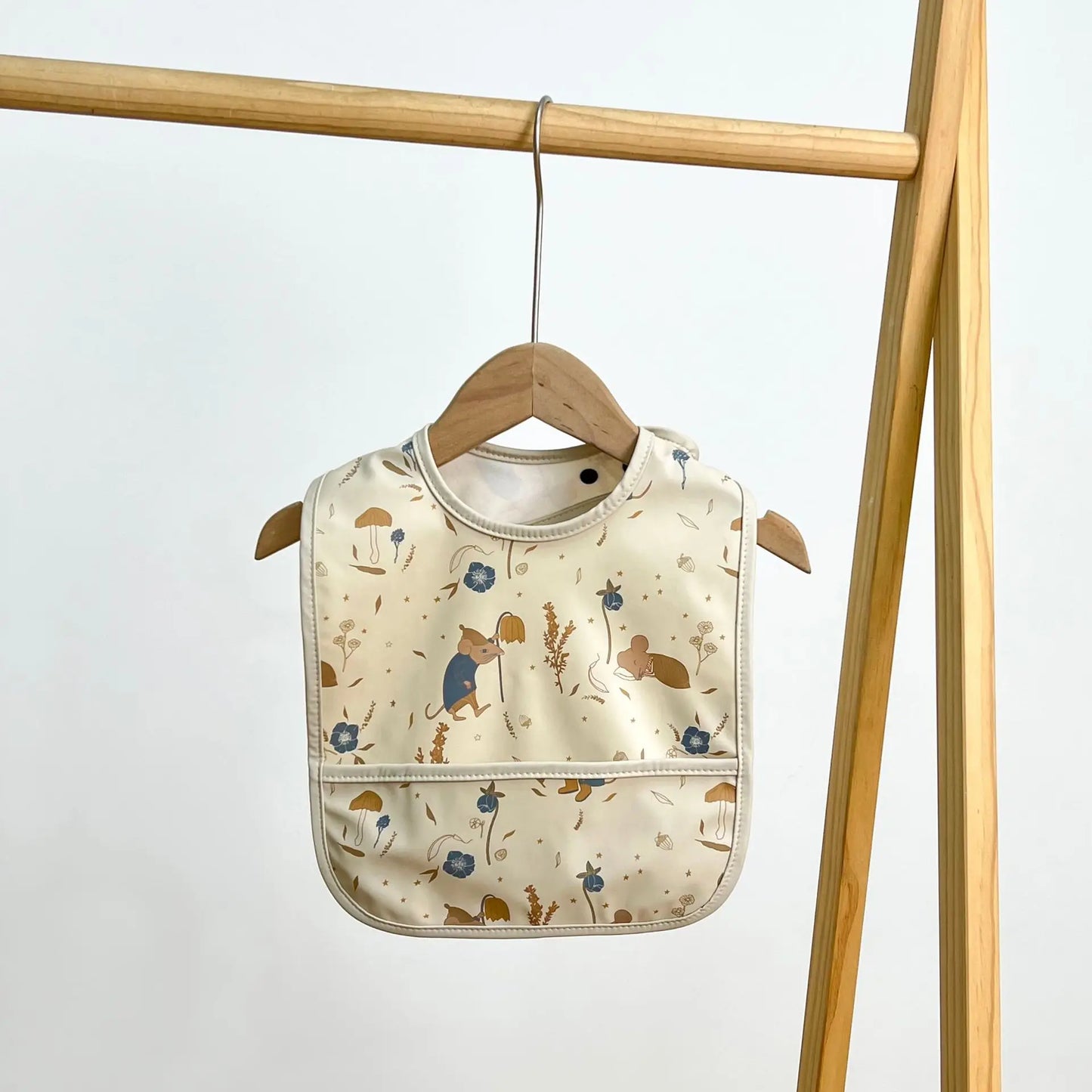Baby bib with animal pattern 