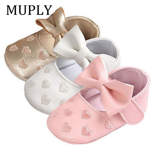 Beautiful PU leather baby girl or toddler non slip moccasin shoes